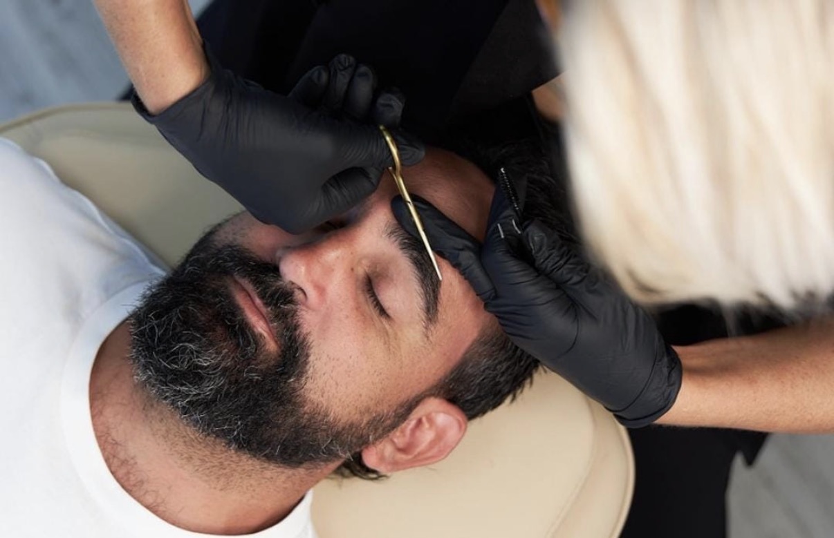 Eyebrow grooming service — SHAYVIOR